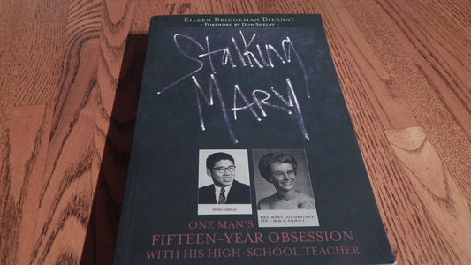 Stalking Mary - 7834