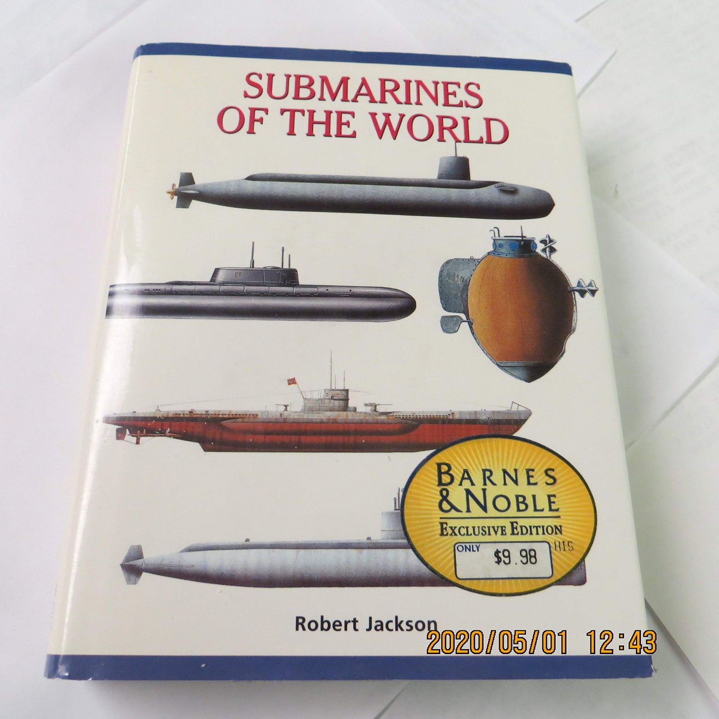 Submarines of the World (Pocket Expert Guides)