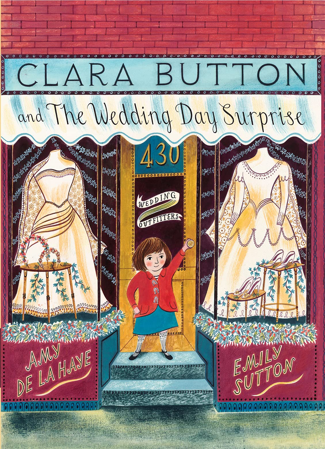 CLARA BUTTON AND THE WEDDING DAY SURPRISE (PAPERBACK) /ANGLAIS
