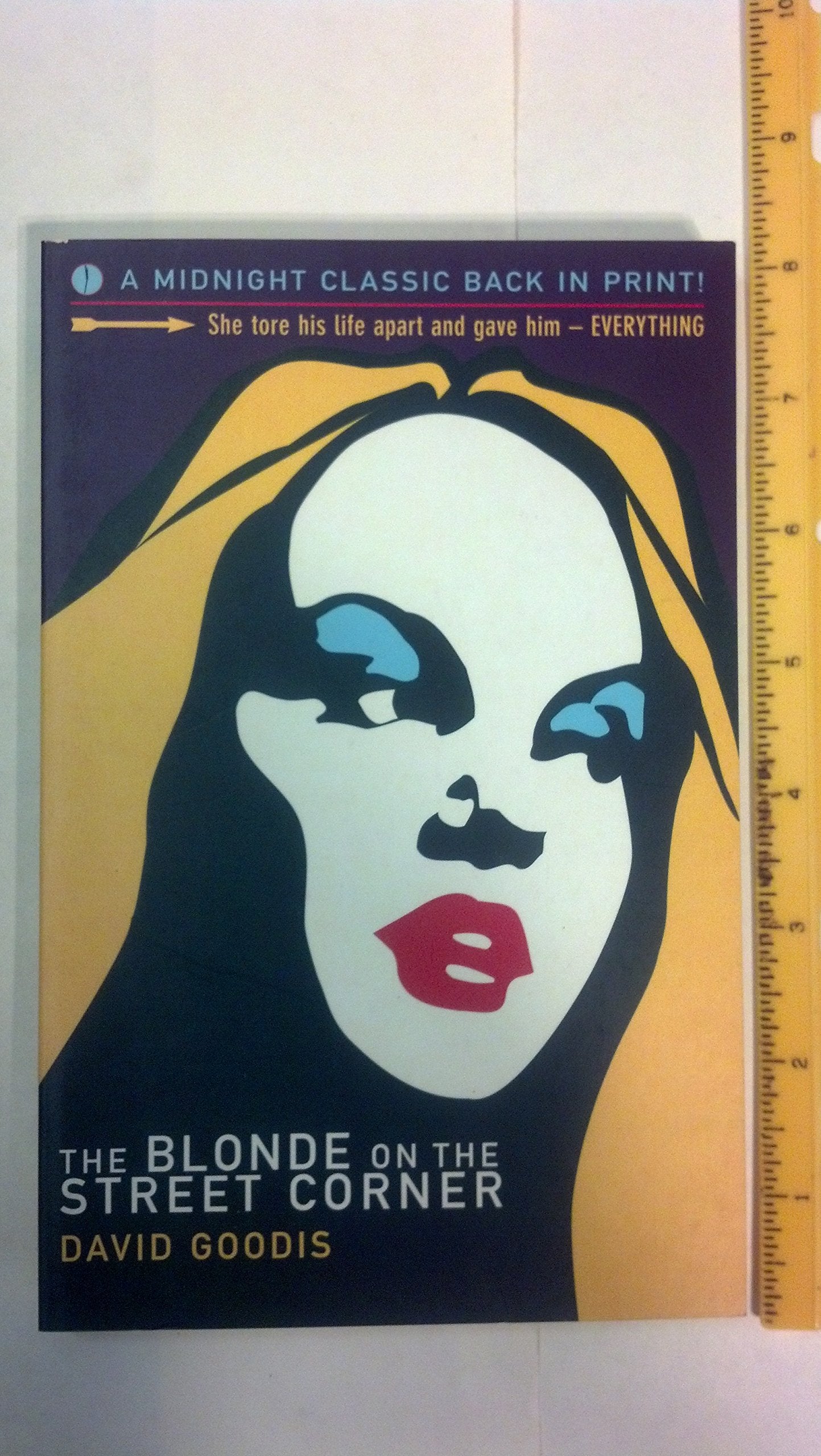 The Blonde on the Street Corner (Midnight Classics)