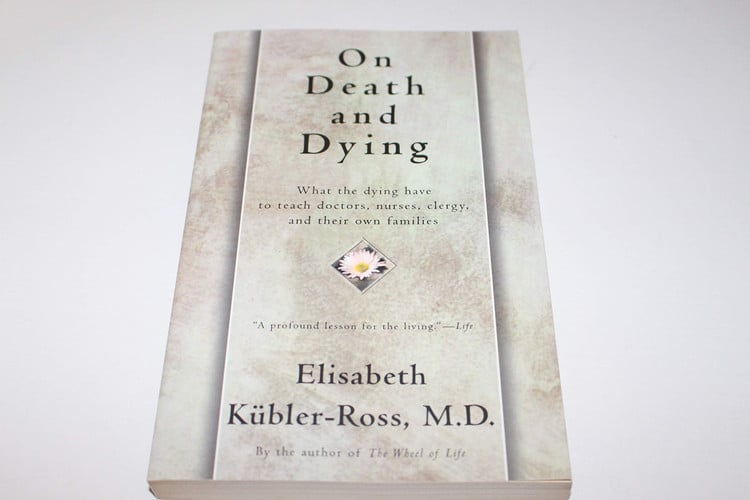 On death and dying: what the dying have to teach doctors, nurses, clergy, and their own families