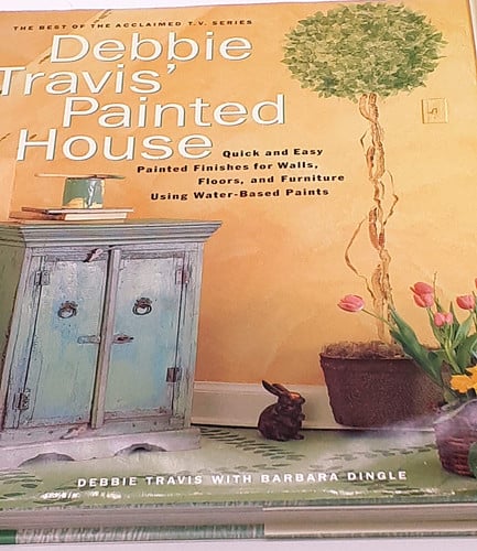 Debbie Travis' painted house: quick and easy painted finishes for walls, floors, and furniture using water-based paints