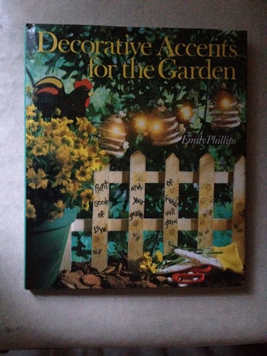 Decorative accents for the garden