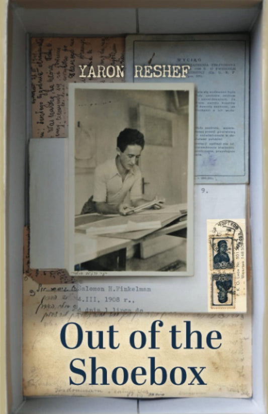 Out of the Shoebox: A Family Mystery Uncovered (Heroic Children of World War II) - 927